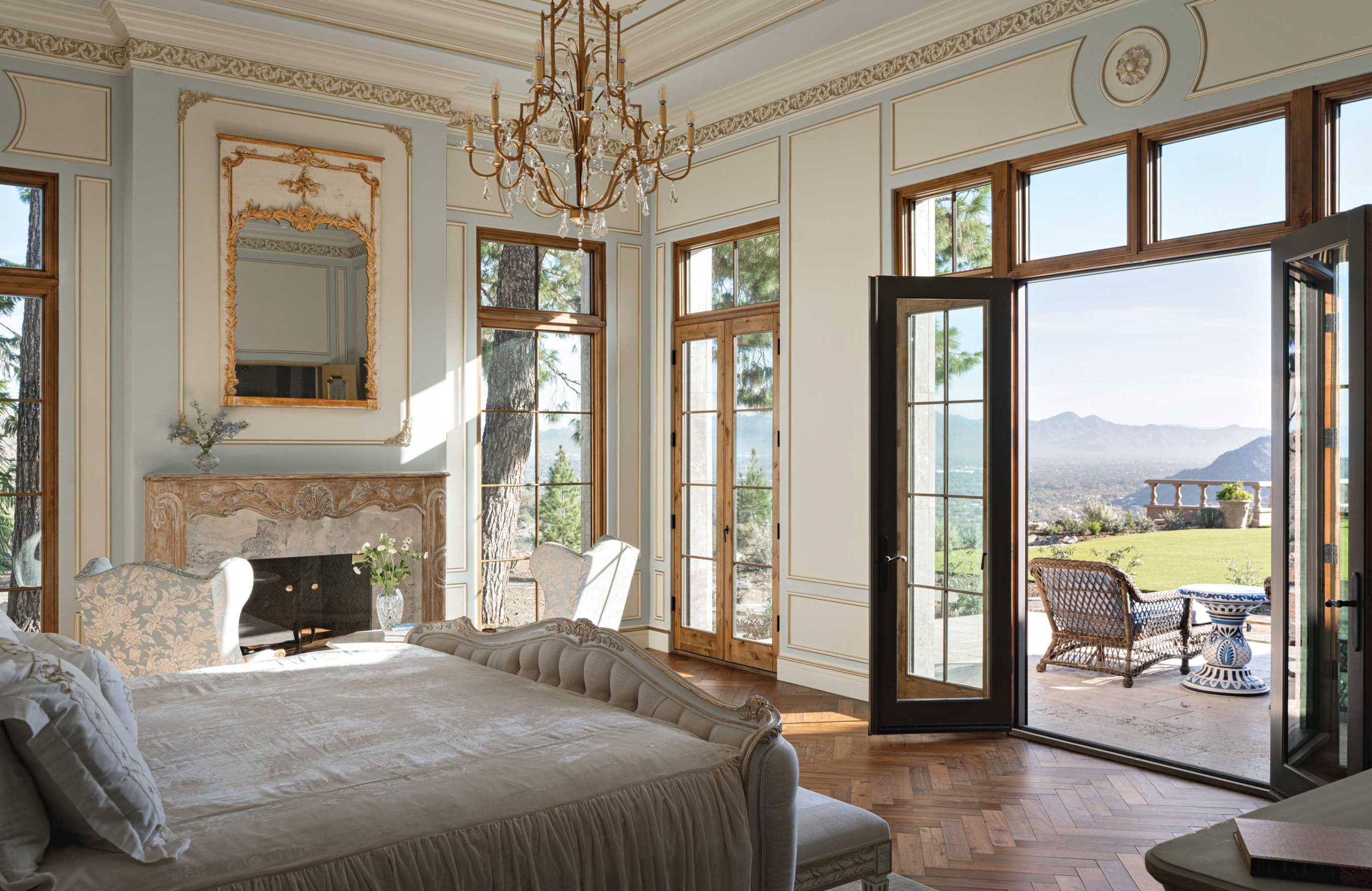 Inside a Paradise Valley Home Inspired by Charming Italian Villas and ...