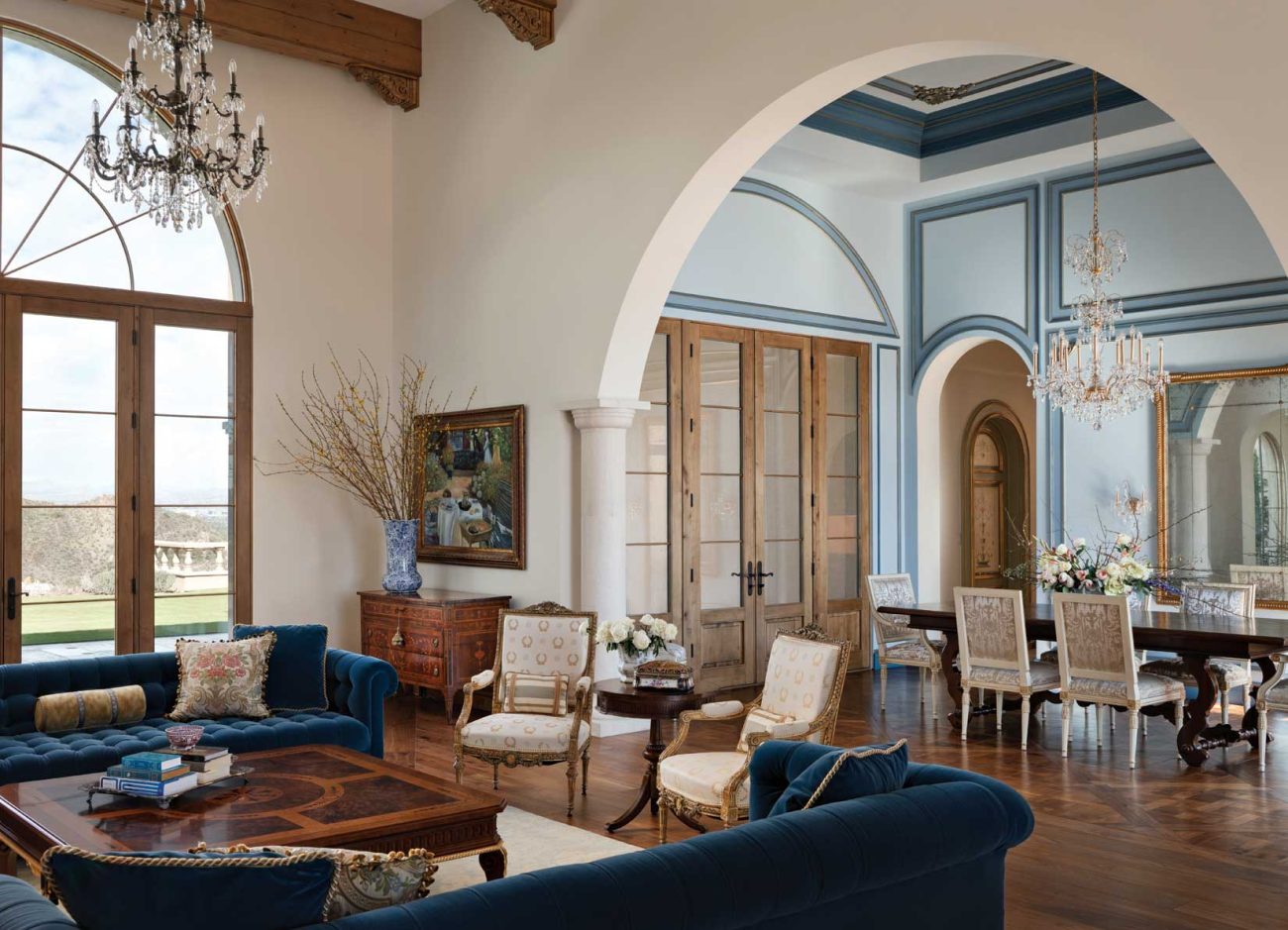 Inside a Paradise Valley Home Inspired by Charming Italian Villas and ...