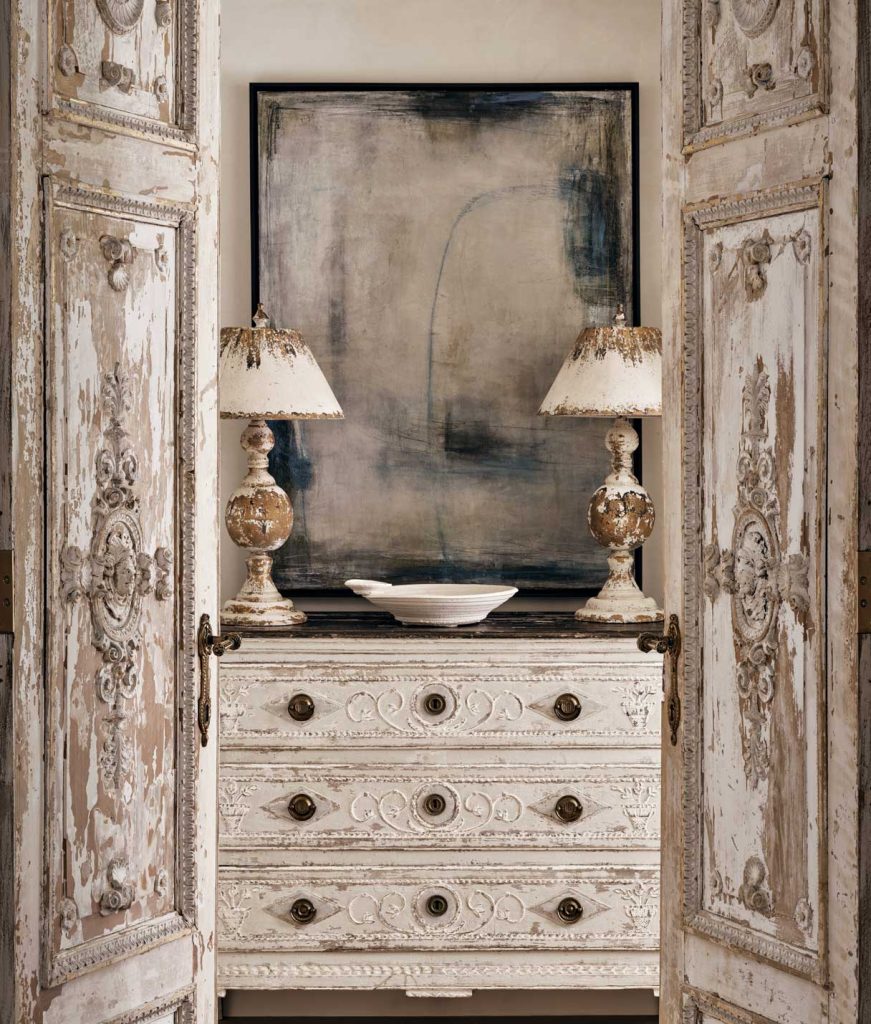 This Paradise Valley Home Blends Provençal Character with Parisian ...