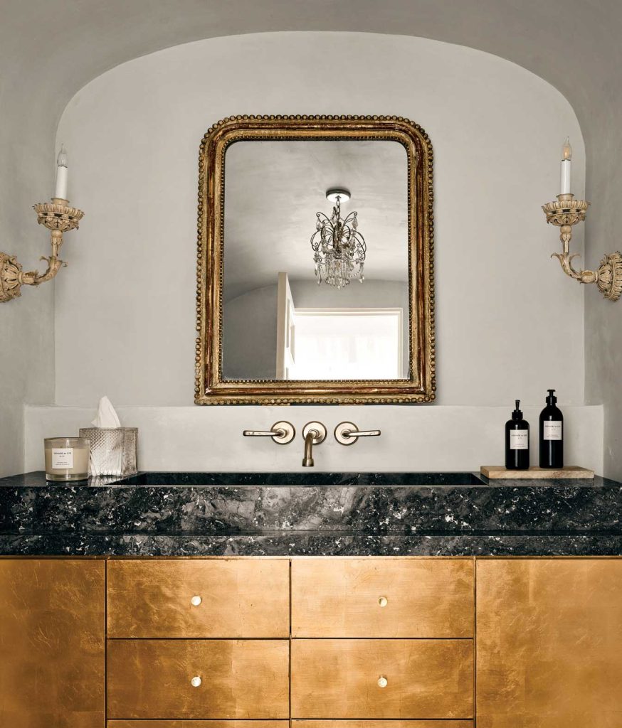 This Paradise Valley Home Blends Provençal Character with Parisian ...
